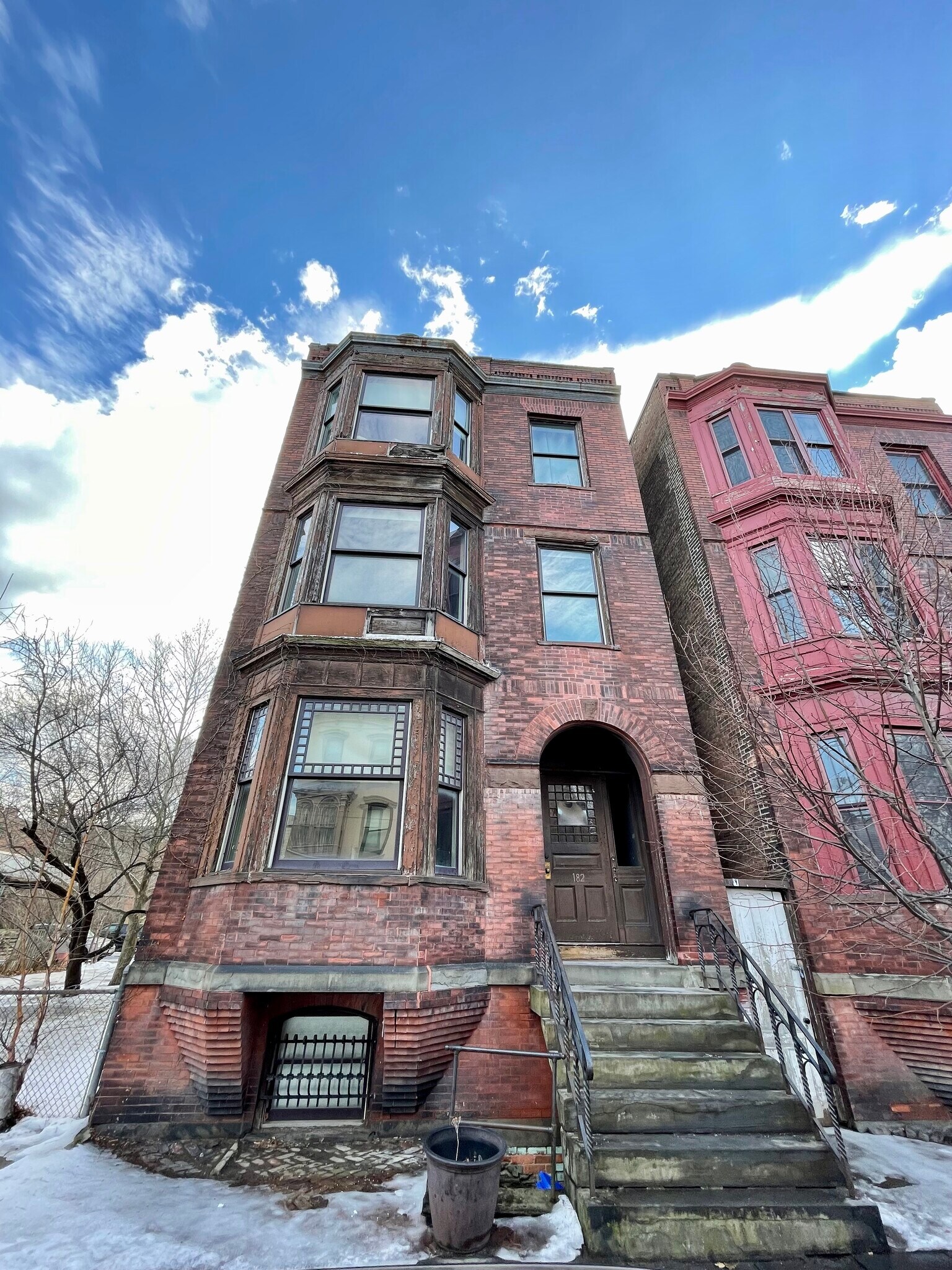 182 1st St, Troy, NY 12180