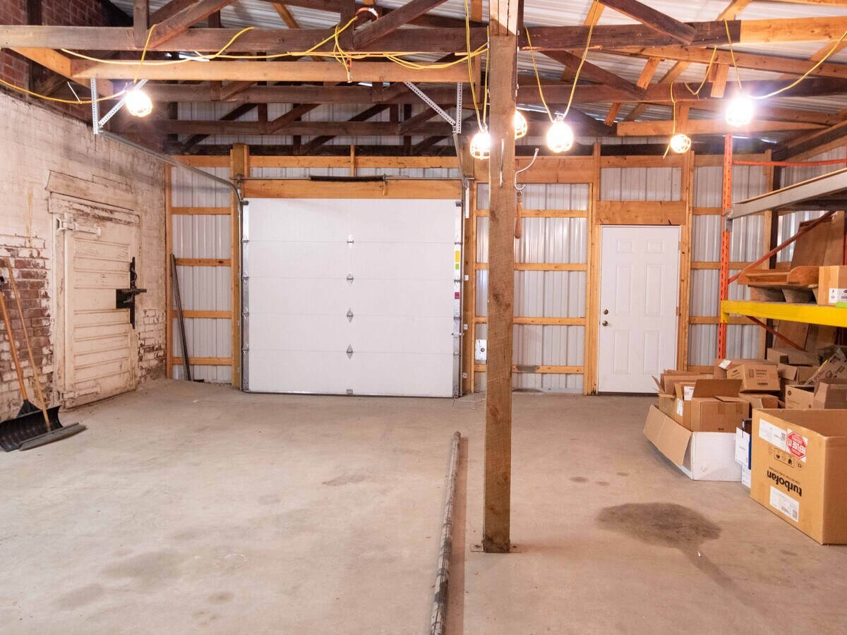 227 Commercial, Emporia, KS 66801