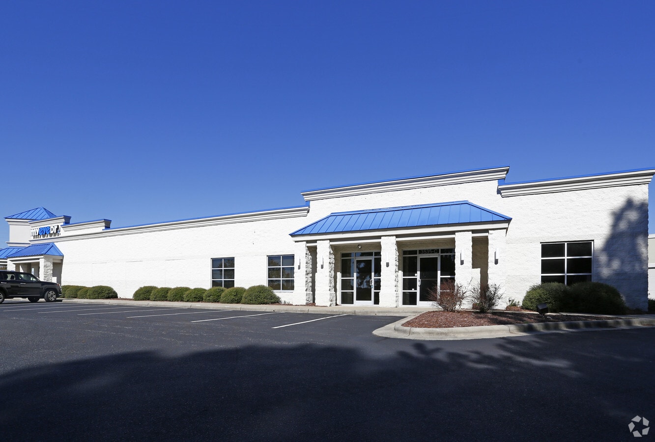 3535 S Memorial Dr, Greenville, NC 27834