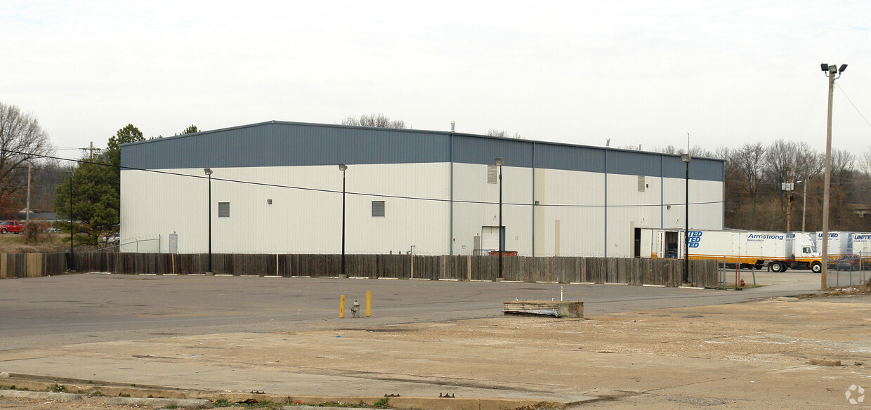 3924 Winchester Rd, Memphis, TN for lease Building Photo- Image 1 of 1