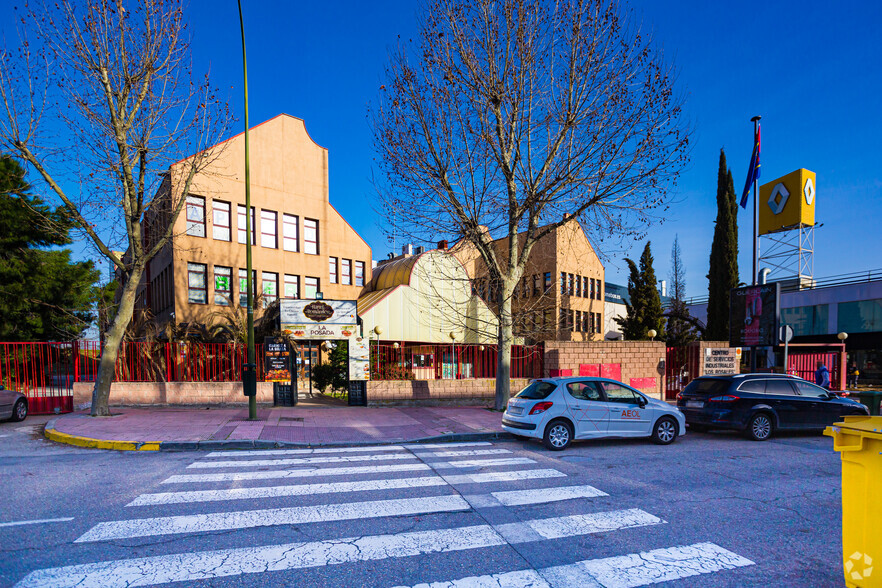 Calle Fragua, 1, Móstoles, Madrid for sale - Primary Photo - Image 1 of 4