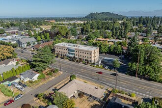 10535 NE Glisan St, Portland, OR - AERIAL  map view