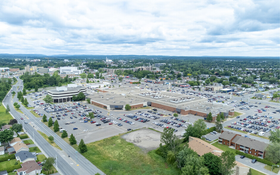 500-570 Boul des Laurentides, St-Jérôme, QC for lease - Aerial - Image 2 of 6