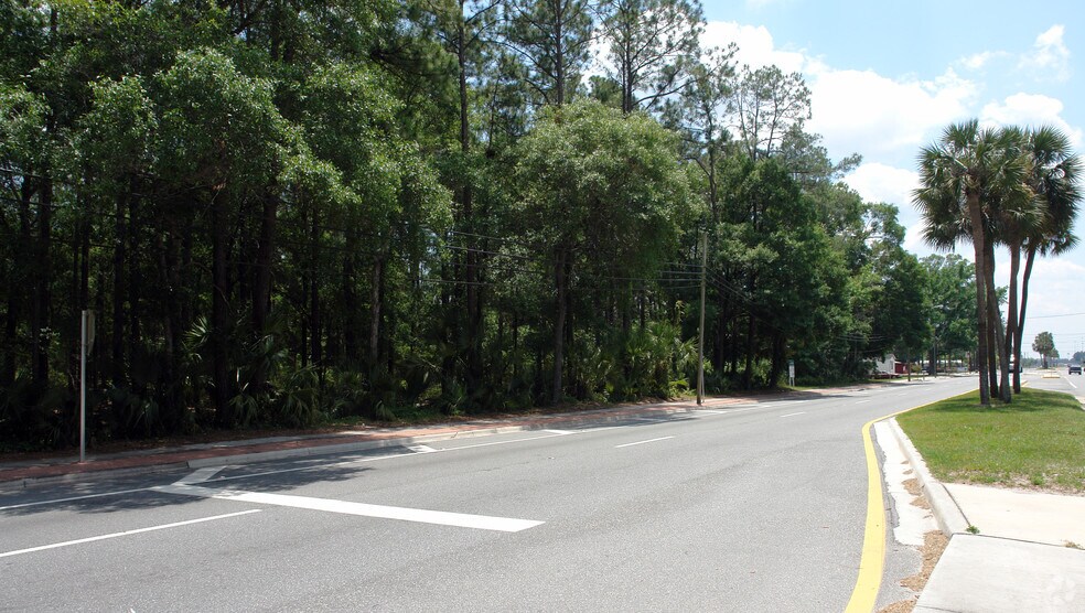 301 Clark St, Baldwin, FL for sale - Building Photo - Image 1 of 2