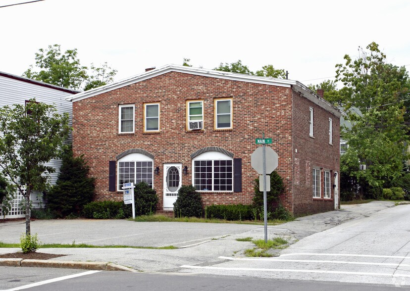 261 Main St, Tilton, NH for sale - Primary Photo - Image 1 of 1