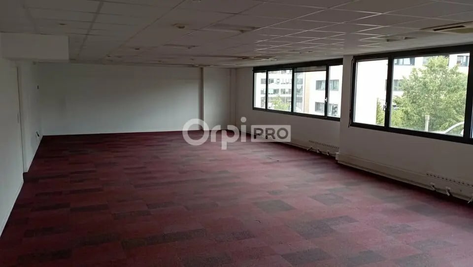Office in Reims for lease - Interior Photo - Image 1 of 6