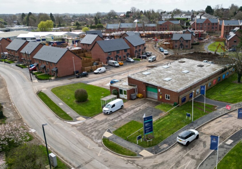 Montague Rd, Warwick for sale - Aerial - Image 2 of 3