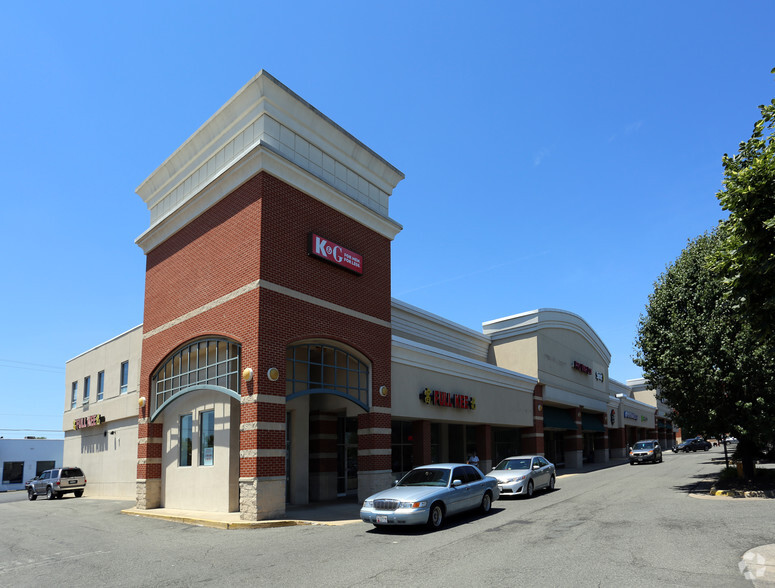 5799-5857 Leesburg Pike, Falls Church, VA for lease - Building Photo - Image 3 of 5