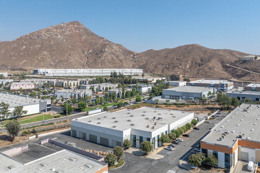 930 Columbia Ave, Riverside, CA for lease - Aerial - Image 3 of 4