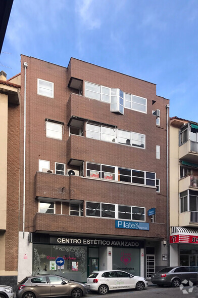 Calle del Escultor Marinas, 3, Segovia, Segovia for lease - Primary Photo - Image 1 of 1