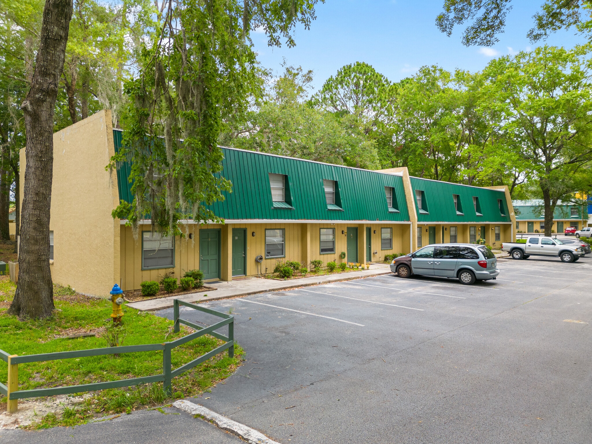 2220 NW 55th Blvd, Gainesville, FL 32653