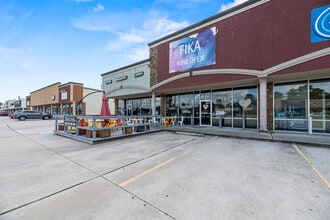 11703-11711 Spring Cypress Rd, Tomball, TX for lease Building Photo- Image 2 of 14