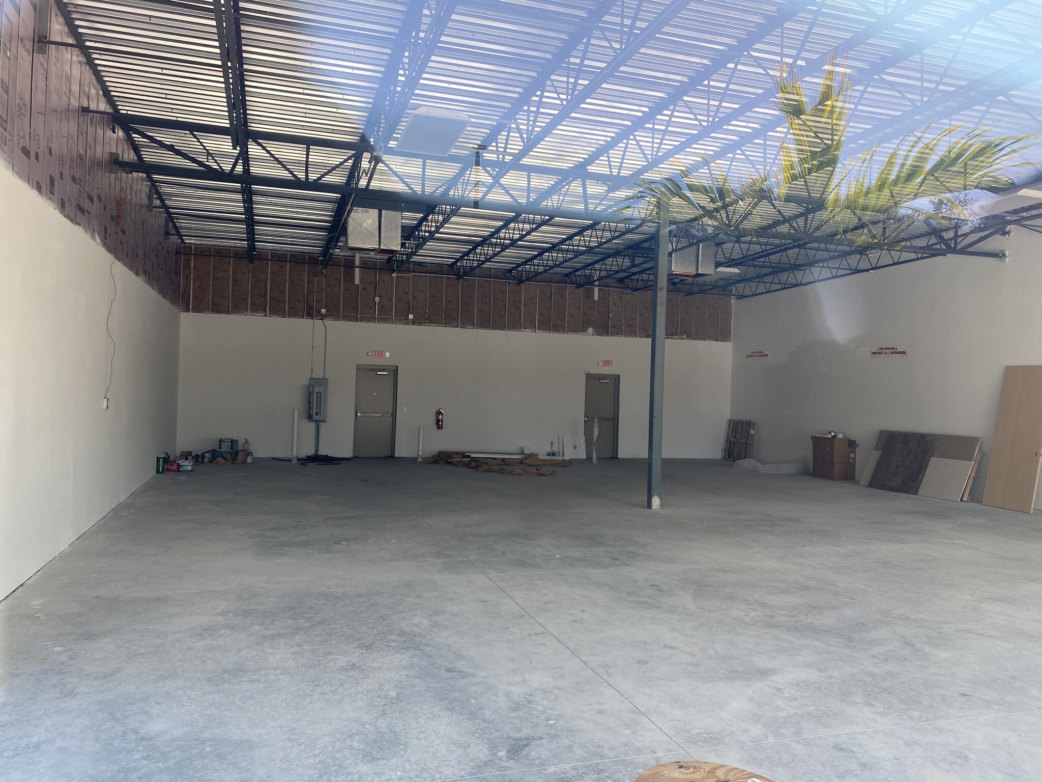 6455 N Wickham Rd, Melbourne, FL for lease Interior Photo- Image 1 of 1