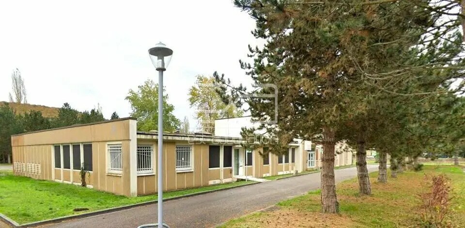 Office in Frouard for lease - Building Photo - Image 2 of 3