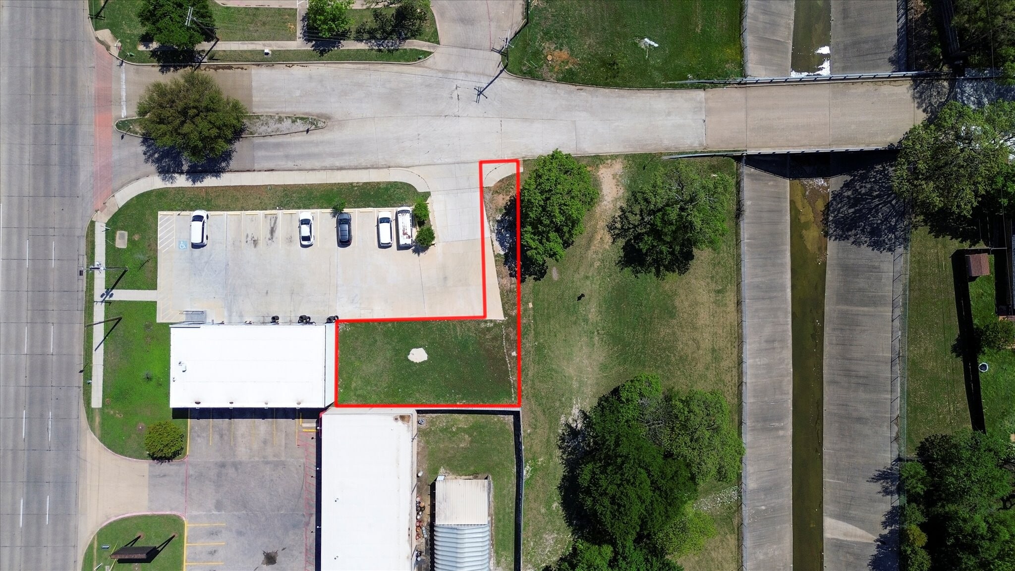 237 S Belt Line Rd, Irving, TX for lease Primary Photo- Image 1 of 12