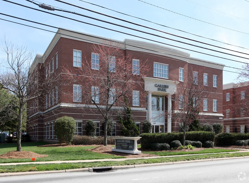 4030 Wake Forest Rd, Raleigh, NC for lease - Building Photo - Image 1 of 25