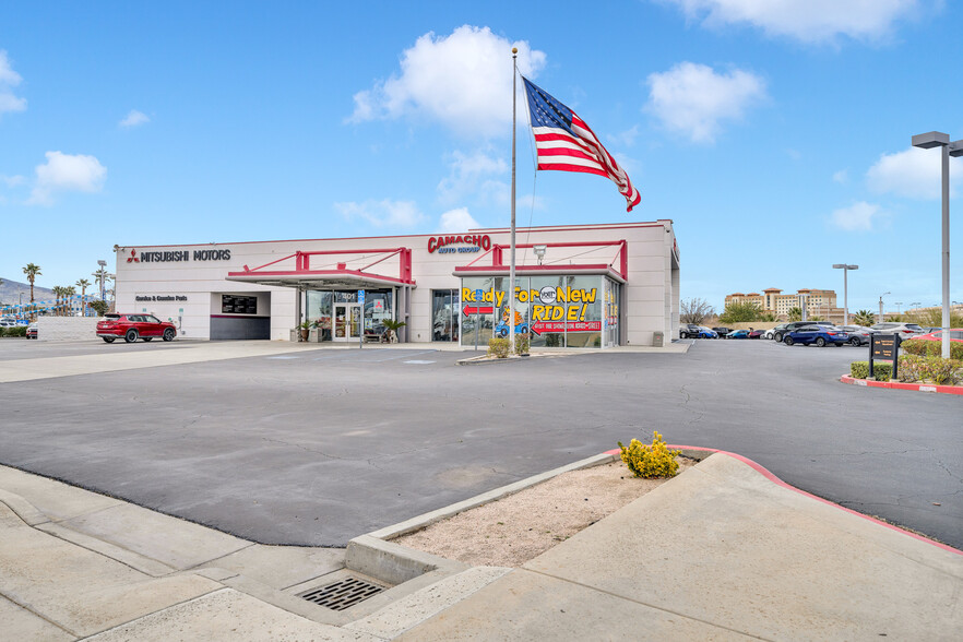 401 Auto Vista Dr, Palmdale, CA for sale - Building Photo - Image 1 of 68