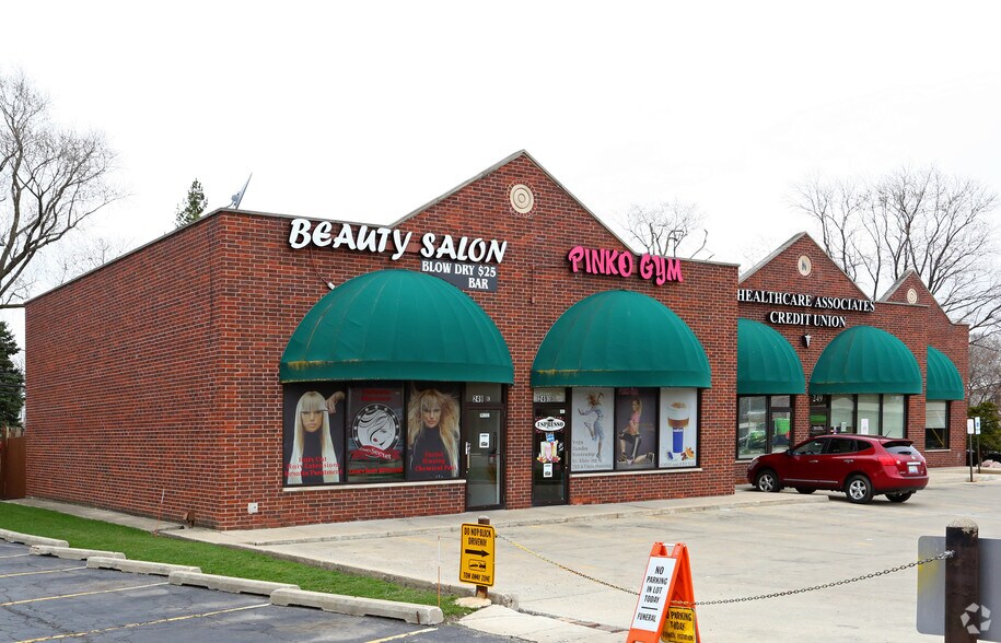 249 S River Rd Des Plaines Il 60016 Property Record Loopnet Com