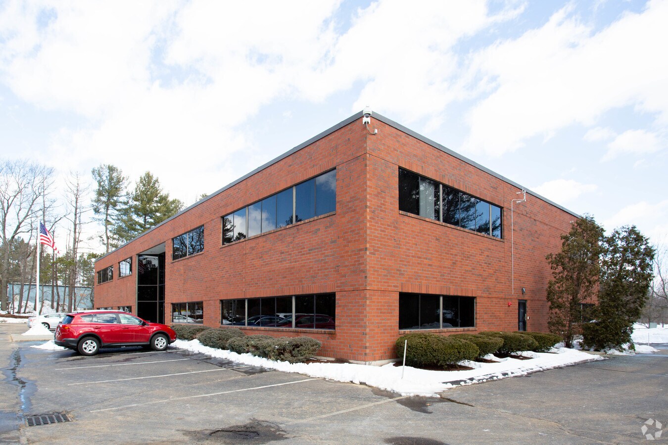 5 Alexander Rd, Billerica, MA 01821