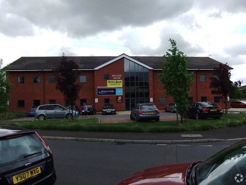 Sidings Ct, Doncaster, DN4 5NU