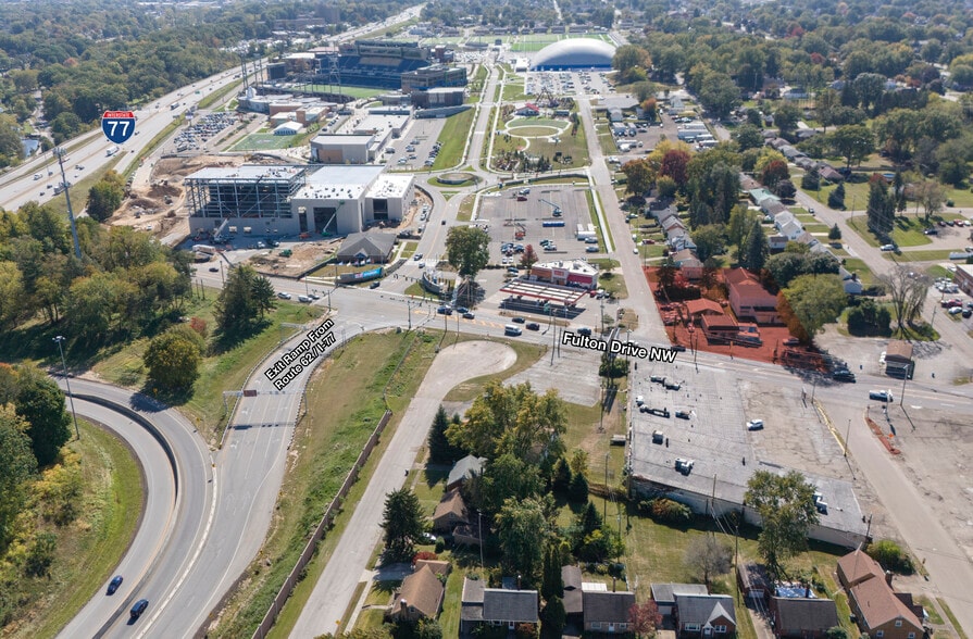 2700 Fulton Dr, Canton, OH for lease - Building Photo - Image 1 of 3