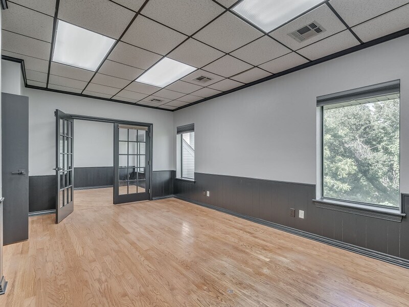 1015 Waterwood Pky, Edmond, OK 73034