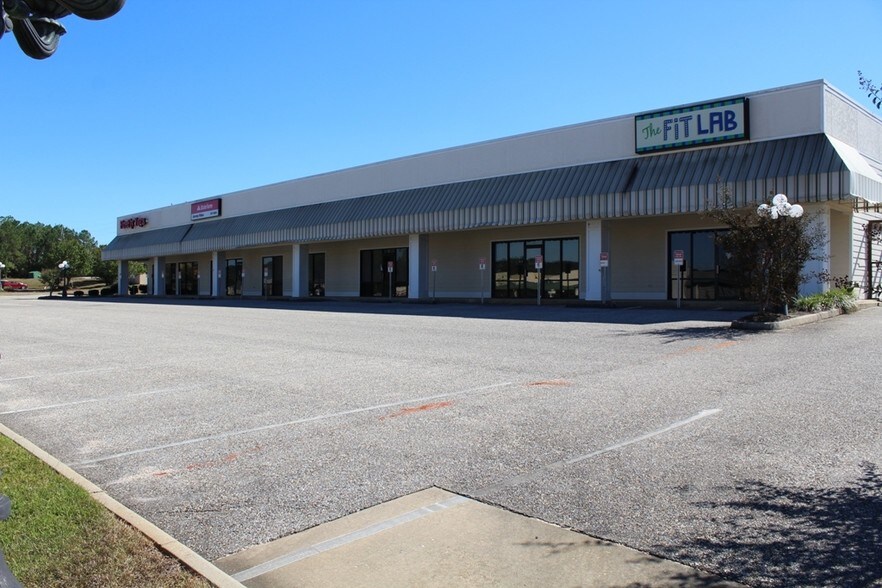 3 W Pointe Ct, Enterprise, AL for lease - Primary Photo - Image 1 of 38