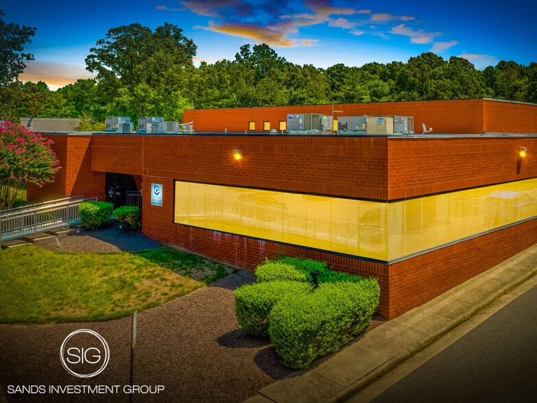 3941 Deep Rock Rd, Richmond, VA for sale - Building Photo - Image 1 of 5
