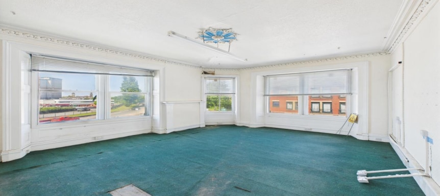 324-328 Brandon St, Motherwell, NLK ML1 1XA - Unit 324-328 -  - Interior Photo - Image 1 of 2