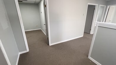 574 Azalea Rd, Mobile, AL for lease - Commercial Listing Video 