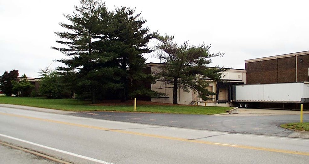 2303 Schuetz Rd, Saint Louis, MO for sale - Other - Image 2 of 6