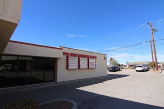 6955 N Mesa St, El Paso, TX for lease Building Photo- Image 2 of 4