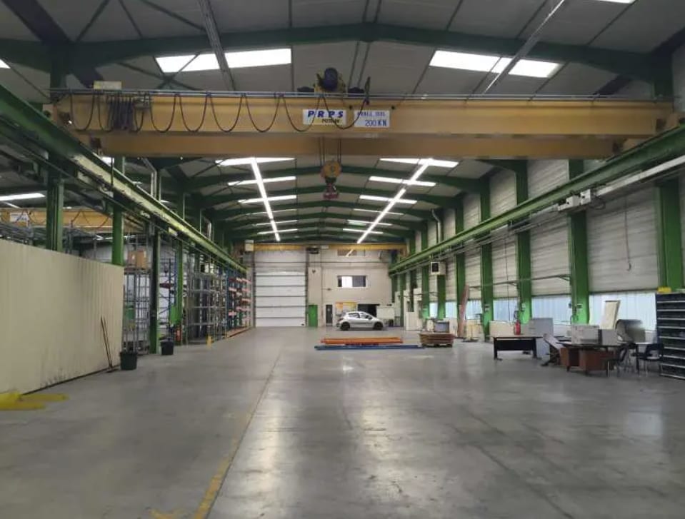 Office in Jassans-Riottier for lease Interior Photo- Image 1 of 2