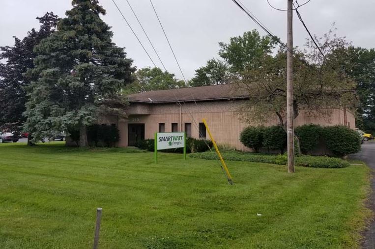 240 Commerce Blvd, Liverpool, NY for sale - Building Photo - Image 1 of 1