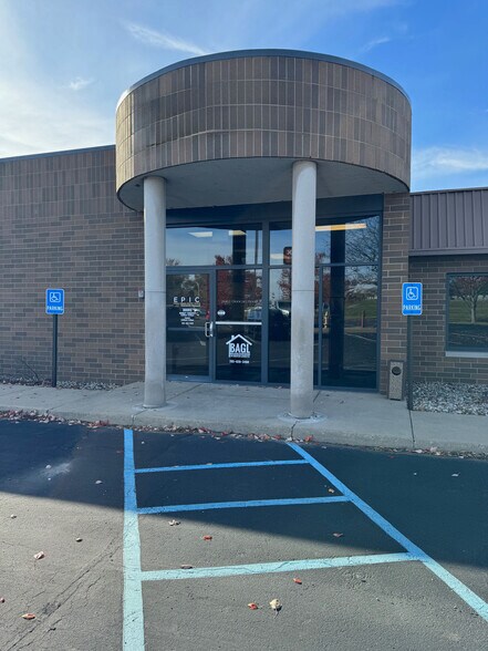 2663 Duncan Rd, Lafayette, IN for sale - Building Photo - Image 1 of 1