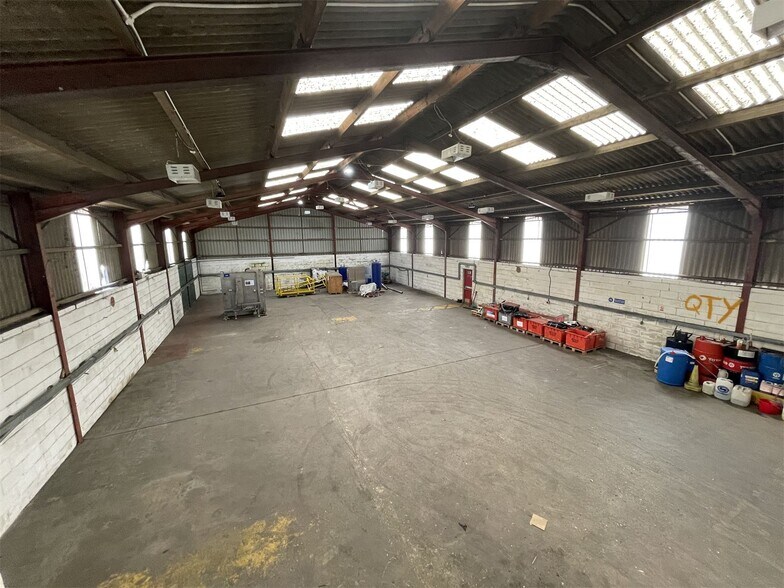 Grange Farm, Royston for lease - Interior Photo - Image 3 of 6