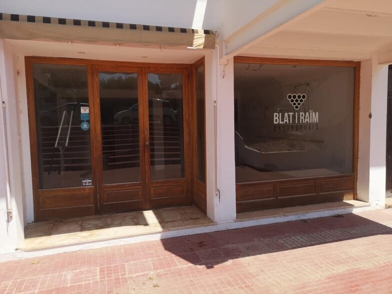 Retail in Ciutadella de Menorca for sale - Building Photo - Image 1 of 11