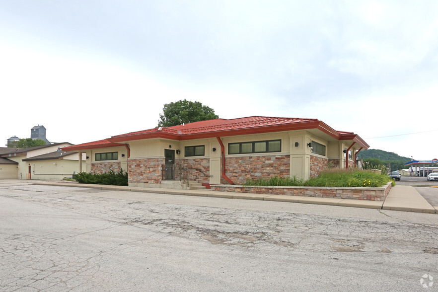 409 S Elm St, Rushford, MN for sale - Primary Photo - Image 1 of 1