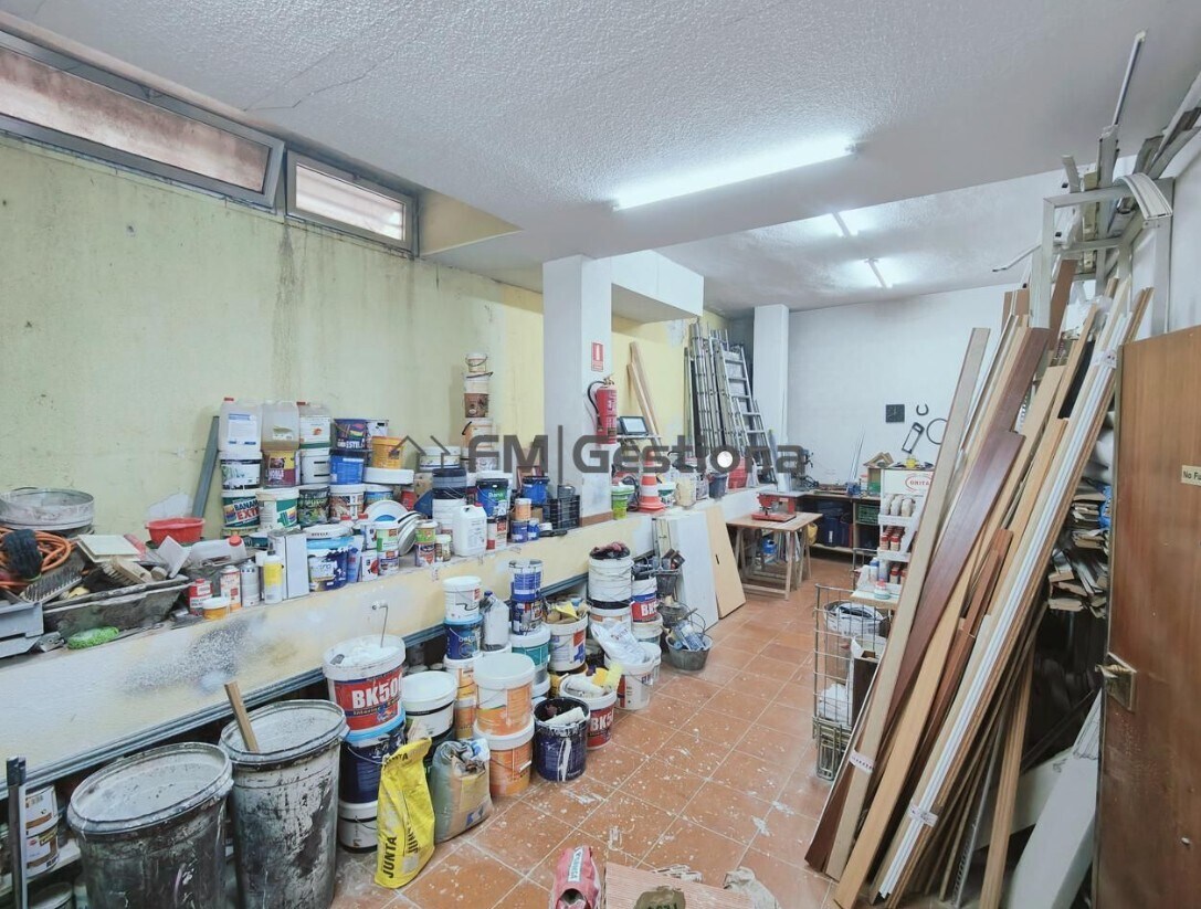 Valdemoro, MAD 28342 - - - Interior Photo - Image 2 of 4