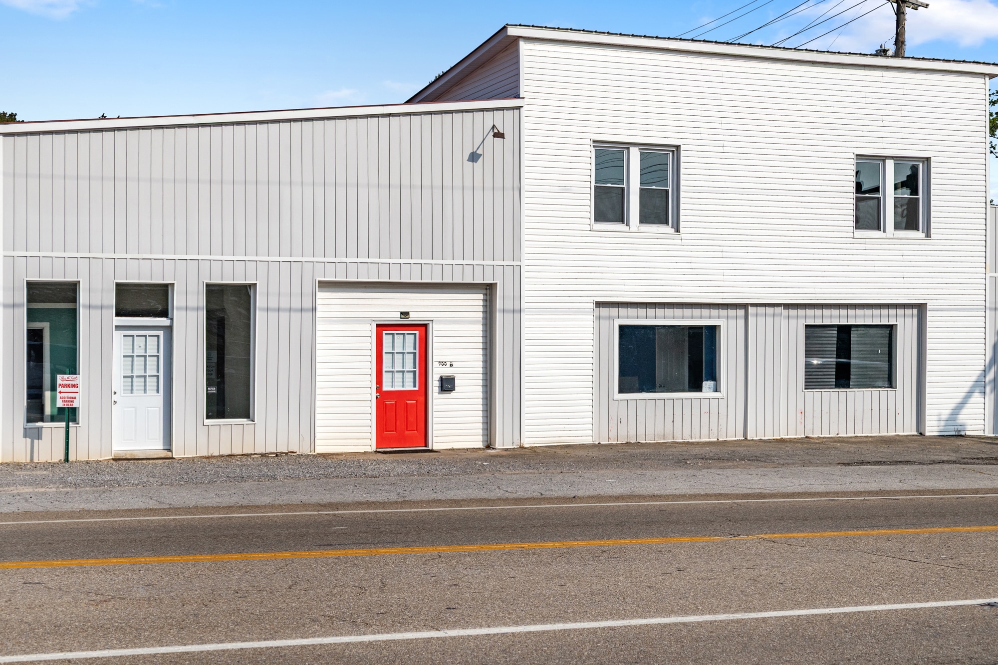 900 Mulberry St, Loudon, TN for lease Interior Photo- Image 1 of 18