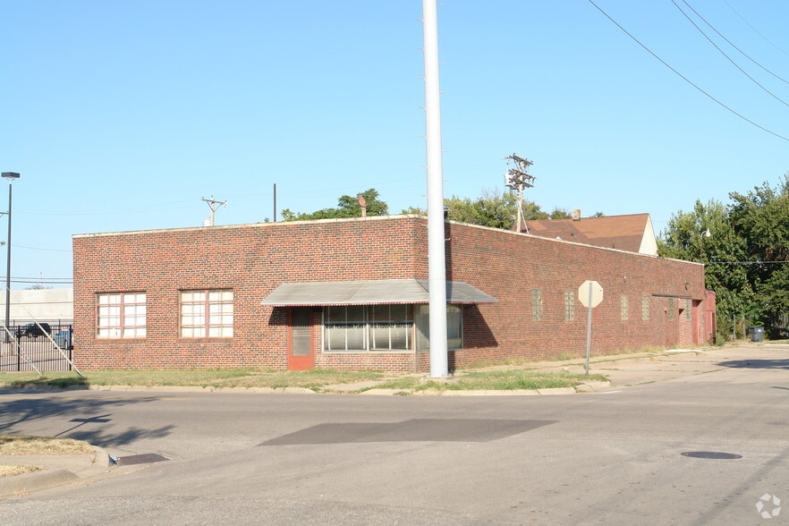 700 N St Francis St, Wichita, KS 67214