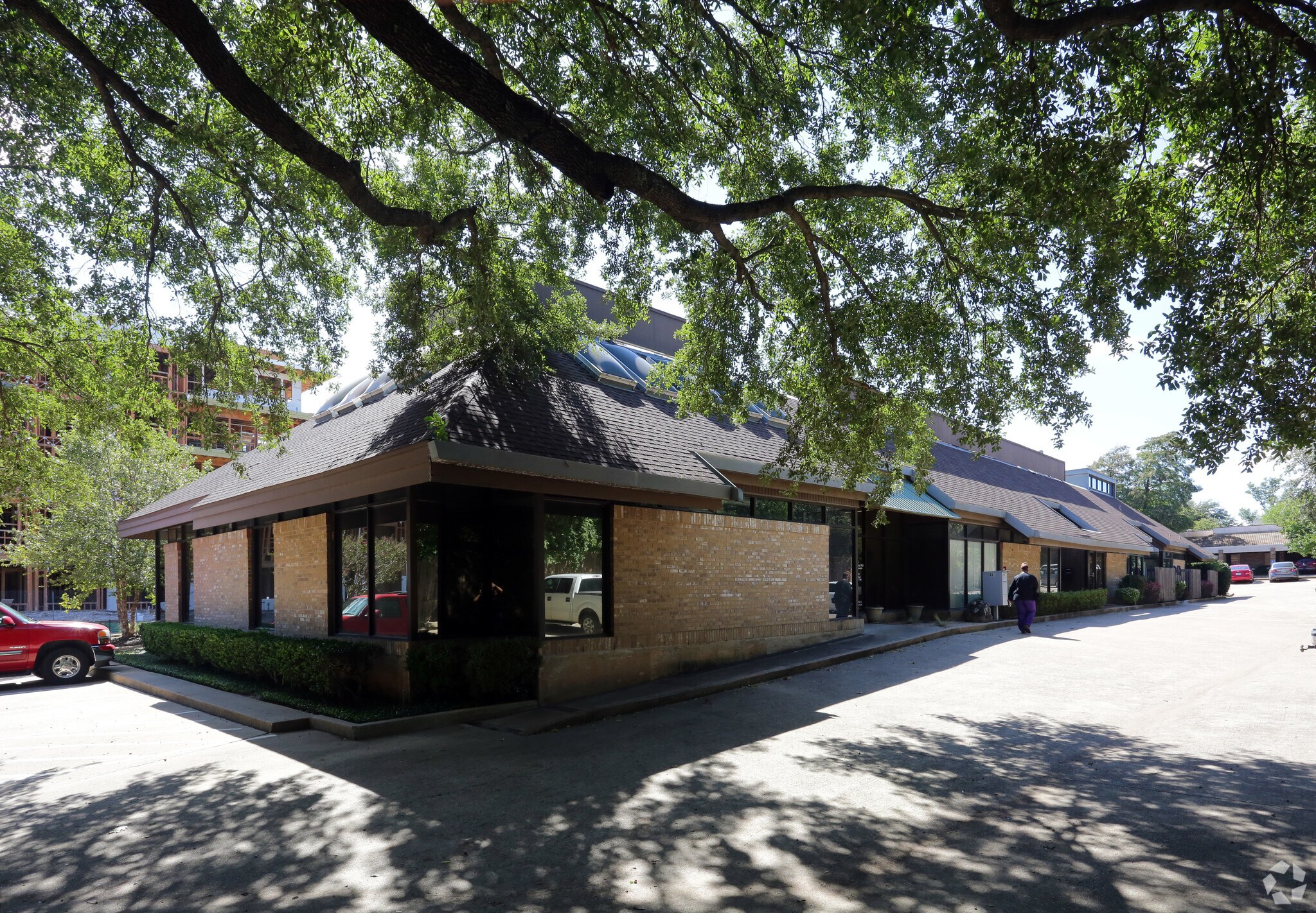 905 W Mitchell St, Arlington, TX for sale Primary Photo- Image 1 of 1