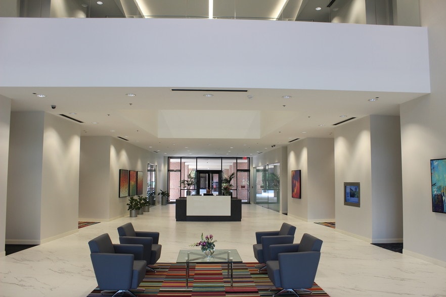 2221 Lakeside Blvd, Richardson, TX for lease - Lobby - Image 2 of 21