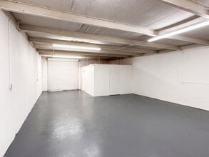 1419 Fleming Dr, Seguin, TX for sale Interior Photo- Image 1 of 4