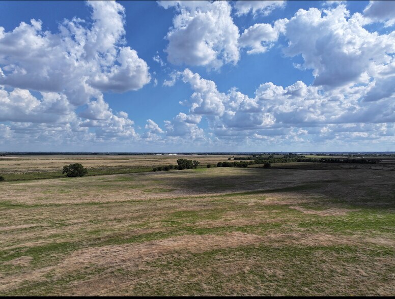 County Street 2810, Chickasha, OK for sale - Building Photo - Image 3 of 4