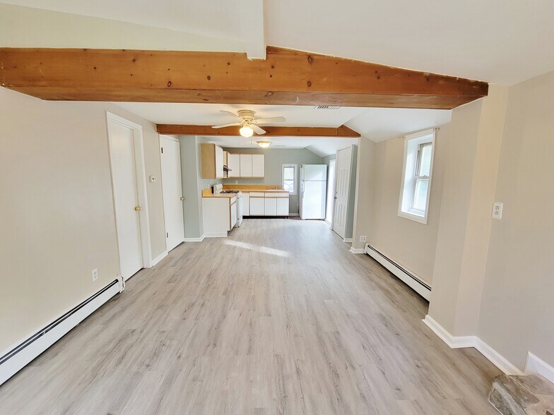 606 202, Towaco, NJ 07082 Towaco Center Transitional Area