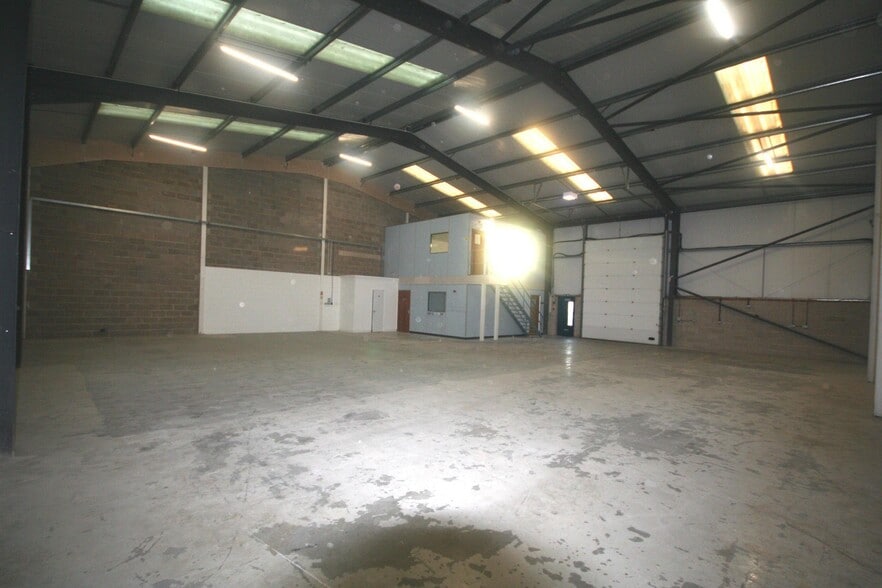 Centurion Way, Warminster for lease - Building Photo - Image 2 of 9