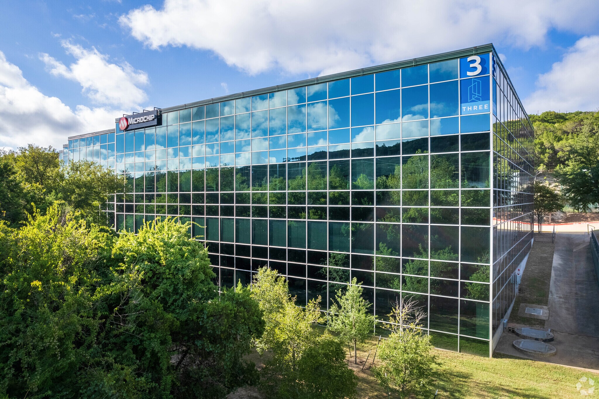 8601 Ranch Road 2222, Austin, TX for sale Primary Photo- Image 1 of 1