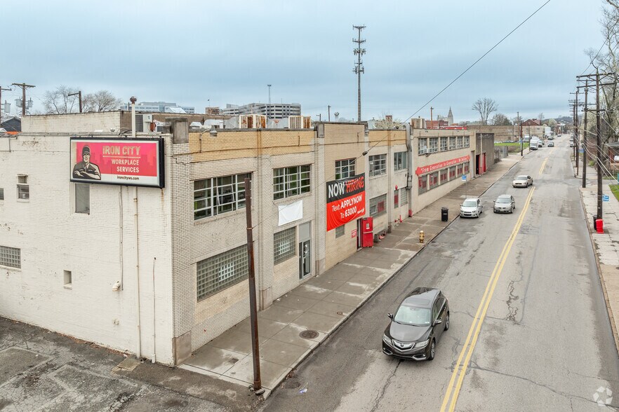 6640 Frankstown Ave, Pittsburgh, PA for lease - Building Photo - Image 1 of 9