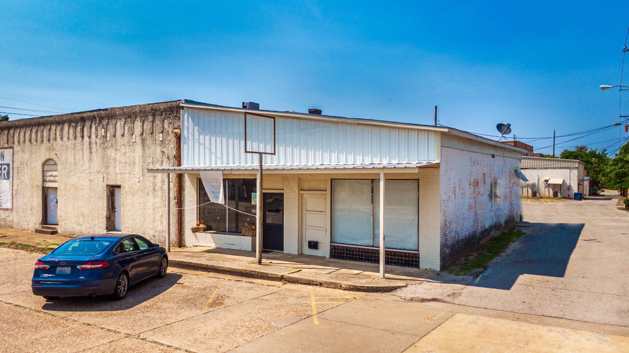 105 E South St, Overton, TX for sale Primary Photo- Image 1 of 1